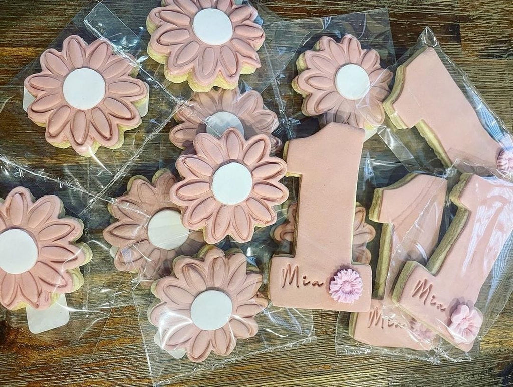 Daisy Flower Cookie Cutter and Embosser Stamp